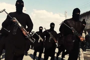 ISIS के 36 आतंकियों को सरेआम फांसी पर लटकाया