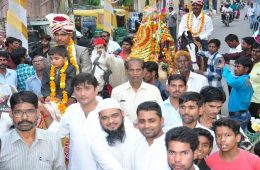 दुर्गा पूजा पंडाल में हुई मुस्लिम लड़की की शादी, हिंदू बने साक्षी