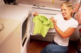 धोने पर क्यों सिकुड़ते हैं कपड़े