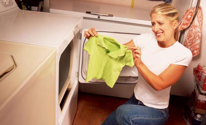 धोने पर क्यों सिकुड़ते हैं कपड़े