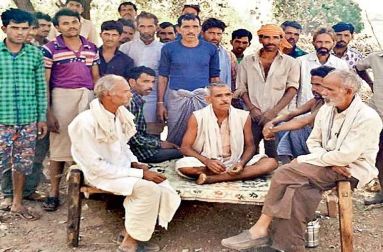 एक ऐसा गांव जहां के लड़कों से कोई भी पिता अपनी बेटी की शादी नहीं करना चाहता है, वजह जानकर आप होंगे हैरान!